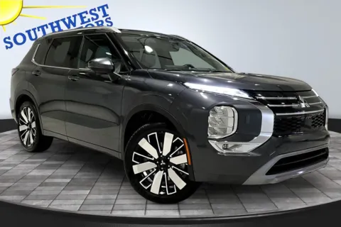 Another view of 2025 Mitsubishi Outlander SEL for sale in Pueblo, CO at Southwest Motors