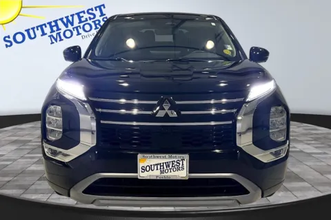 Photos of 2025 Mitsubishi Outlander SE for sale in Pueblo, CO at Southwest Motors
