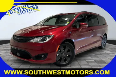 Red 2020 Chrysler Pacifica Hybrid Limited for sale in Pueblo, CO