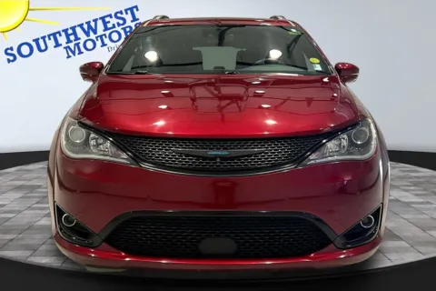 Photos of 2020 Chrysler Pacifica Hybrid Limited for sale in Pueblo, CO at Southwest Motors
