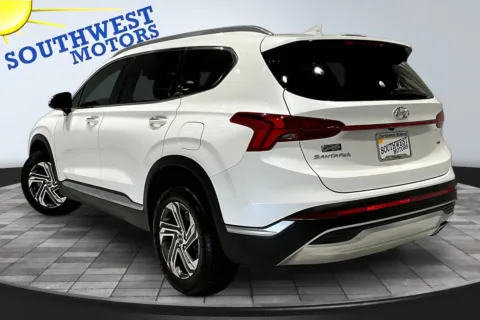 More photos of 2022 Hyundai Santa Fe SEL at Southwest Motors, CO