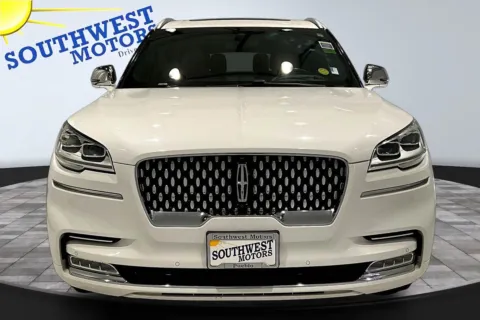 Photos of 2020 Lincoln Aviator Black Label for sale in Pueblo, CO at Southwest Motors