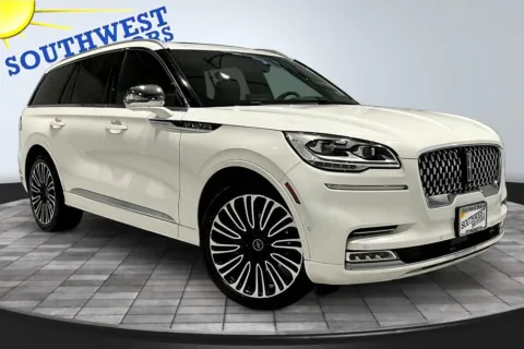 Another view of 2020 Lincoln Aviator Black Label for sale in Pueblo, CO at Southwest Motors