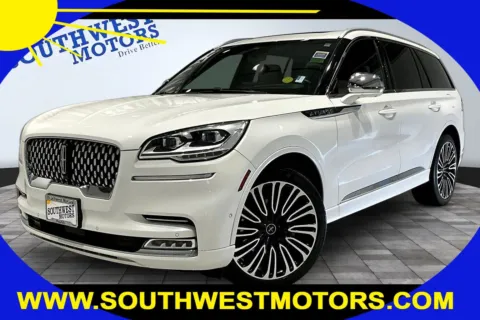 White 2020 Lincoln Aviator Black Label for sale in Pueblo, CO