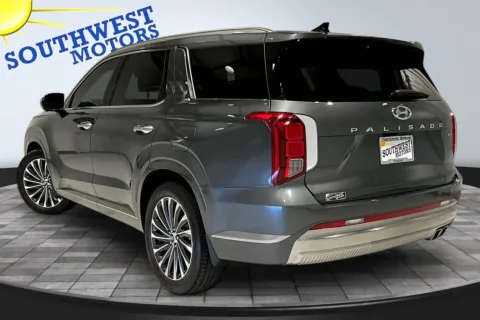 More photos of 2025 Hyundai Palisade Calligraphy at Southwest Motors, CO
