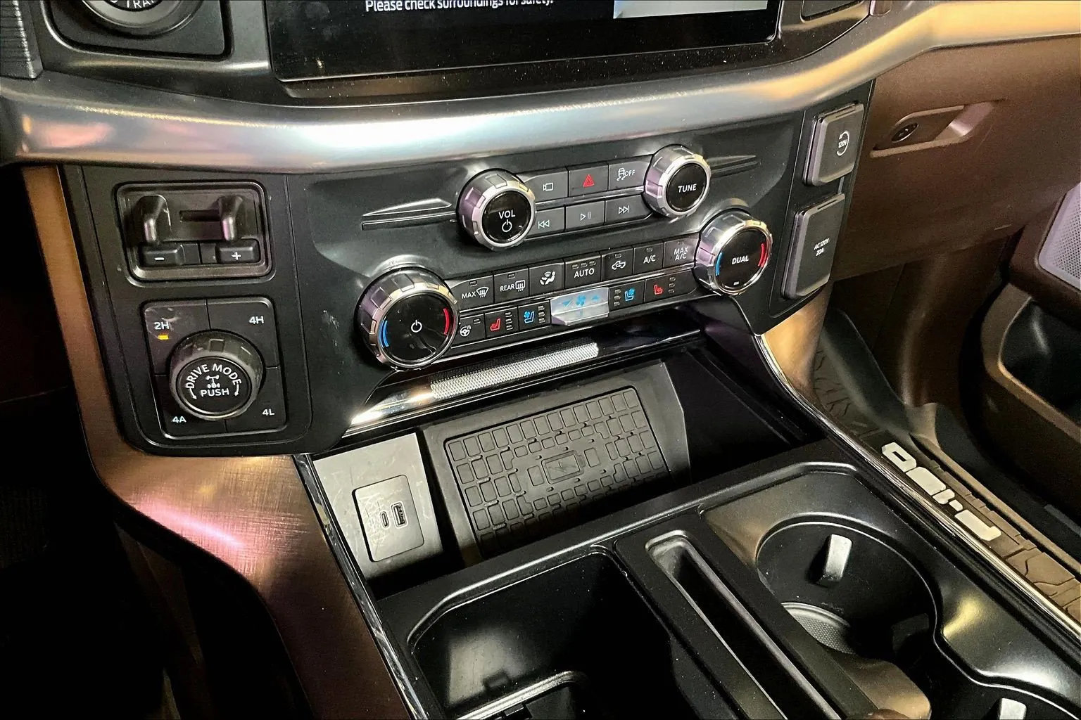 Ford F-150 photo 17