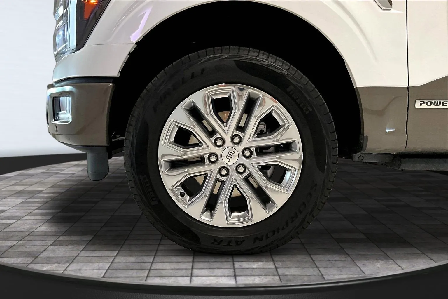 Ford F-150 photo 35