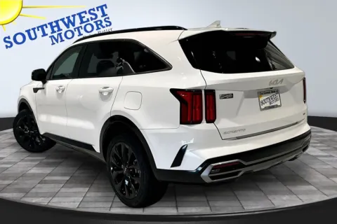 More photos of 2023 Kia Sorento SX at Southwest Motors, CO