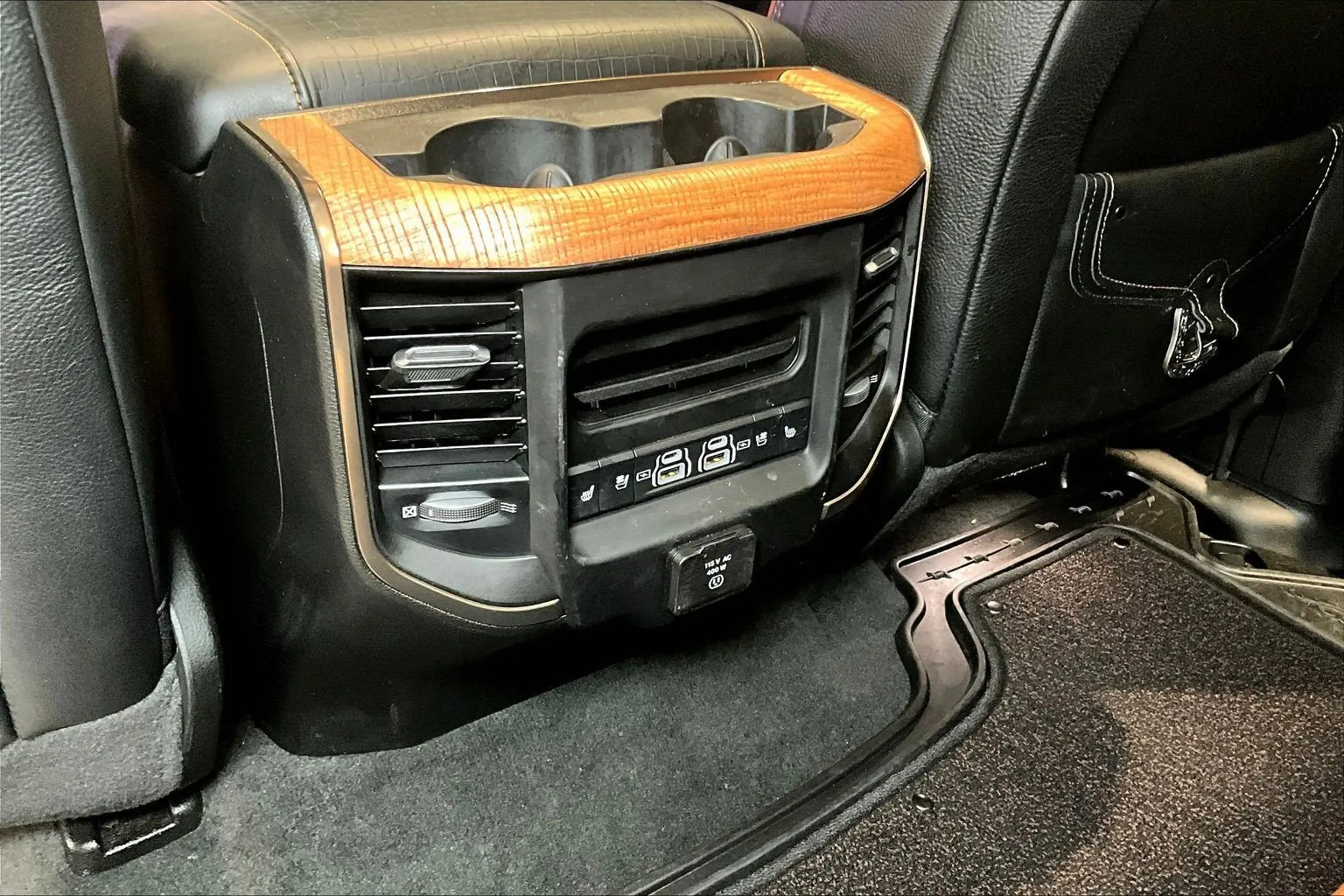 Ram 1500 photo 12