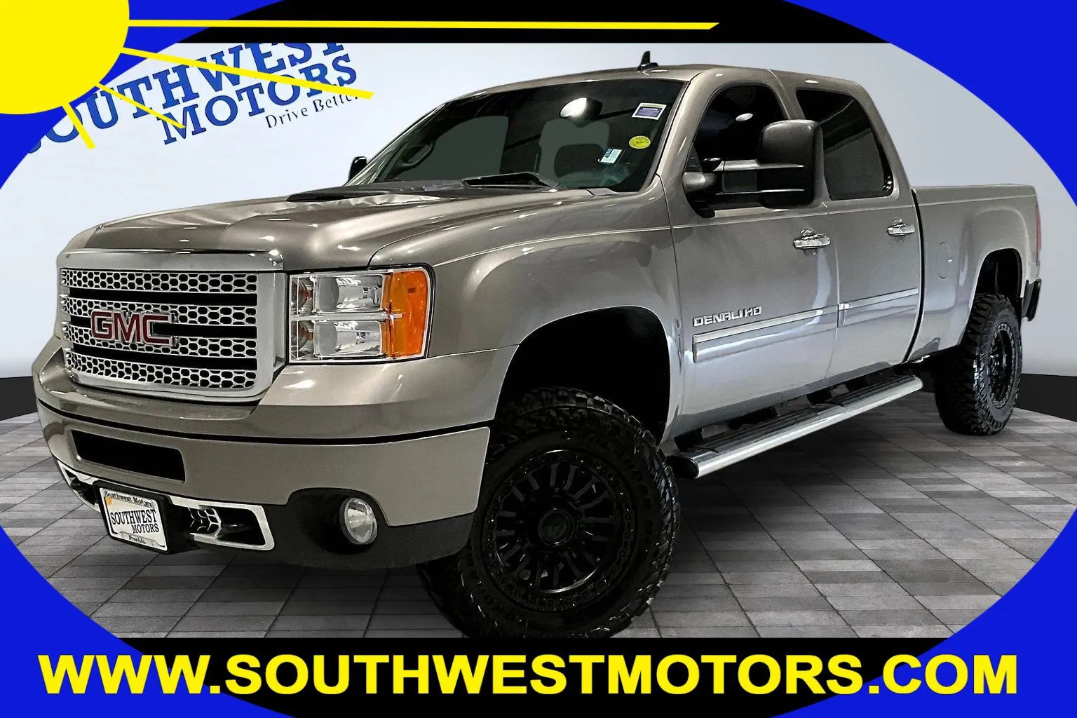 2013 GMC Sierra 4WD Crew Cab Standard Box's photo