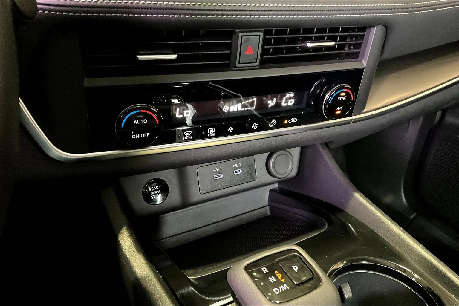 2025 Nissan Rogue SV - Photo 16