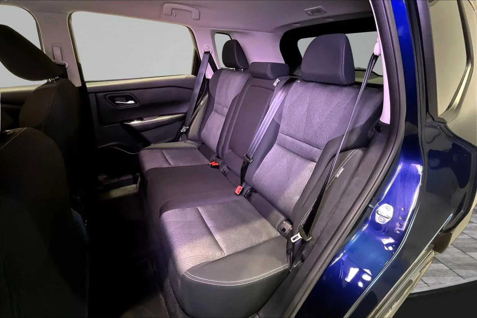 2025 Nissan Rogue SV - Photo 23