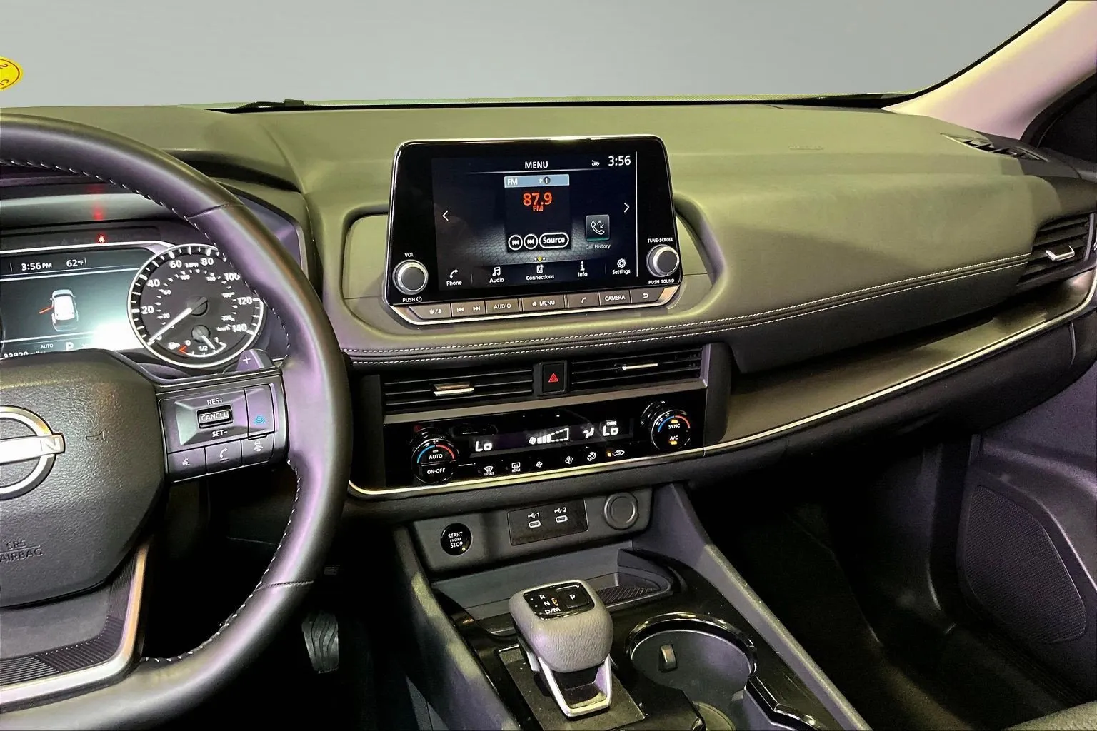2025 Nissan Rogue SV - Photo 10