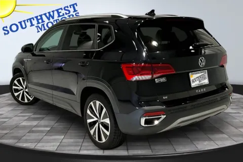 More photos of 2023 Volkswagen Taos SE at Southwest Motors, CO