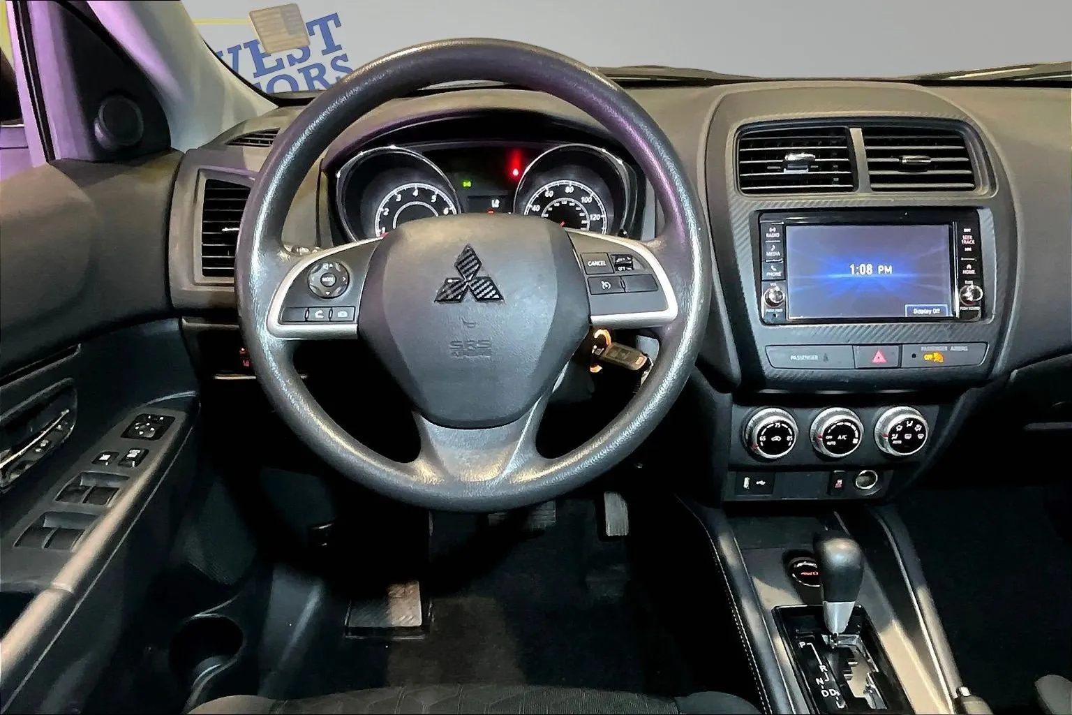 Mitsubishi Outlander Sport photo 9