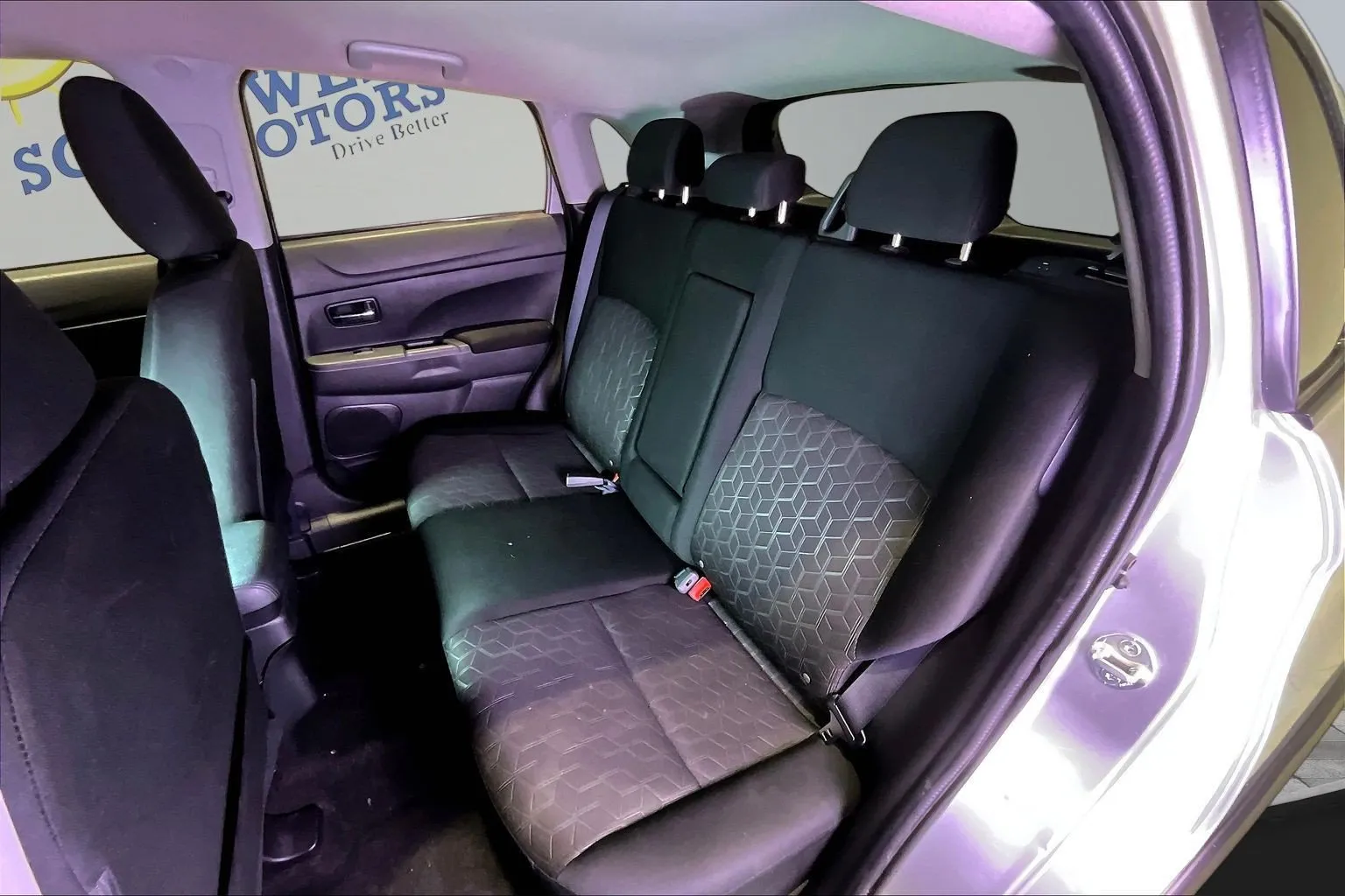 Mitsubishi Outlander Sport photo 21