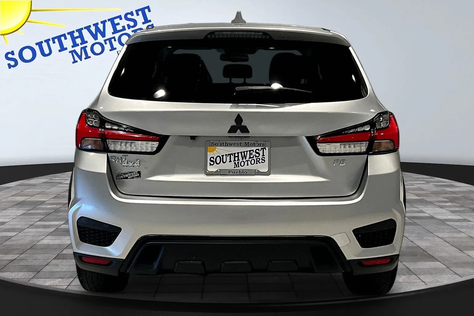 Mitsubishi Outlander Sport photo 6