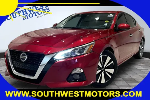 Red 2019 Nissan Altima 2.5 SV for sale in Pueblo, CO