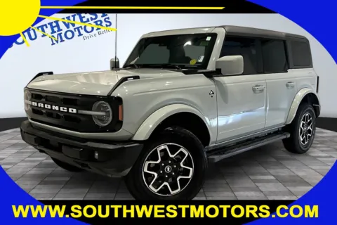 Gray 2023 Ford Bronco Outer Banks for sale in Pueblo, CO