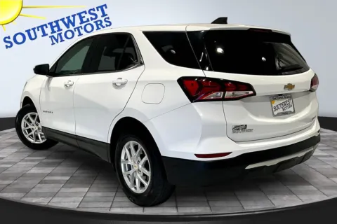 More photos of 2022 Chevrolet Equinox LT at Southwest Motors, CO