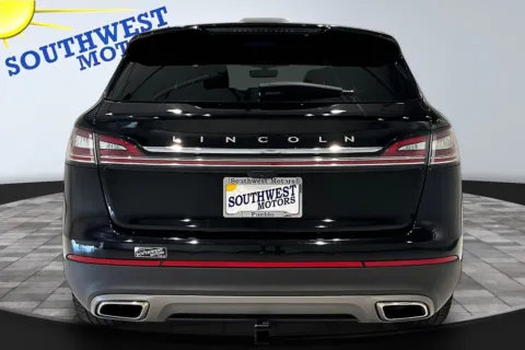 More photos of 2021 Lincoln Nautilus Reserve at Southwest Motors, CO