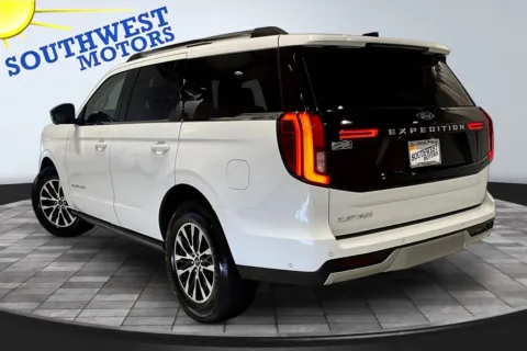 More photos of 2025 Ford Expedition Platinum at Southwest Motors, CO