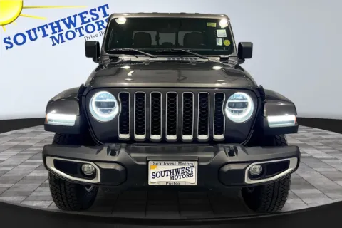Photos of 2022 Jeep Gladiator Overland for sale in Pueblo, CO at Southwest Motors