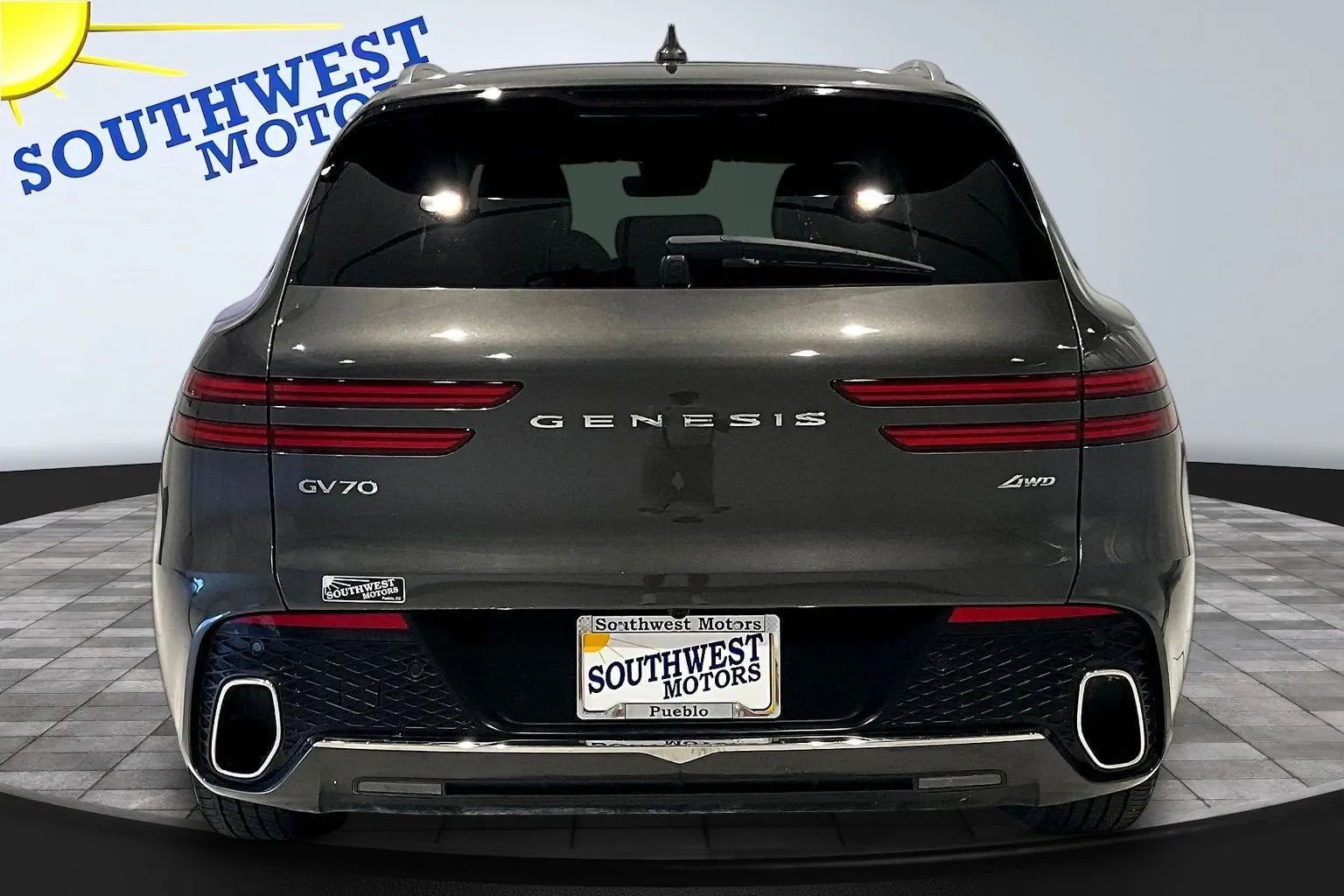Genesis GV70 photo 6
