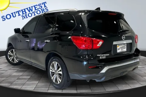 More photos of 2020 Nissan Pathfinder SL at Southwest Motors, CO
