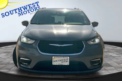 Photos of 2022 Chrysler Pacifica Touring L for sale in Pueblo, CO at Southwest Motors