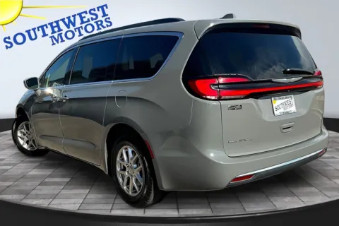 More photos of 2022 Chrysler Pacifica Touring L at Southwest Motors, CO