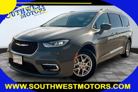 Gray 2022 Chrysler Pacifica Touring L for sale in Pueblo, CO
