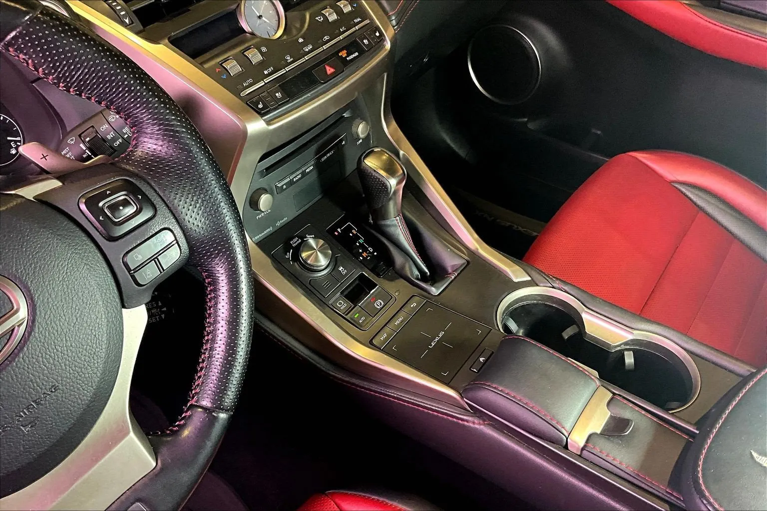 Lexus NX photo 19