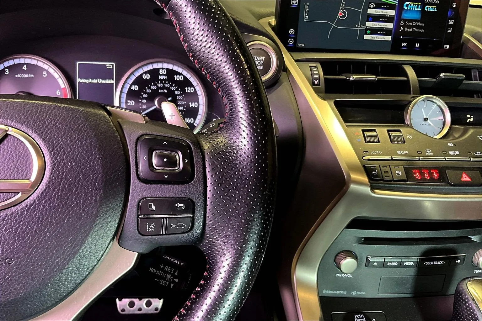 Lexus NX photo 13