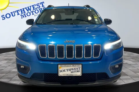 Photos of 2022 Jeep Cherokee Latitude Lux for sale in Pueblo, CO at Southwest Motors