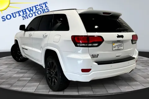 More photos of 2018 Jeep Grand Cherokee Altitude at Southwest Motors, CO