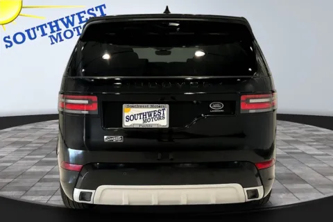 More photos of 2020 Land Rover Discovery Landmark Edition at Southwest Motors, CO
