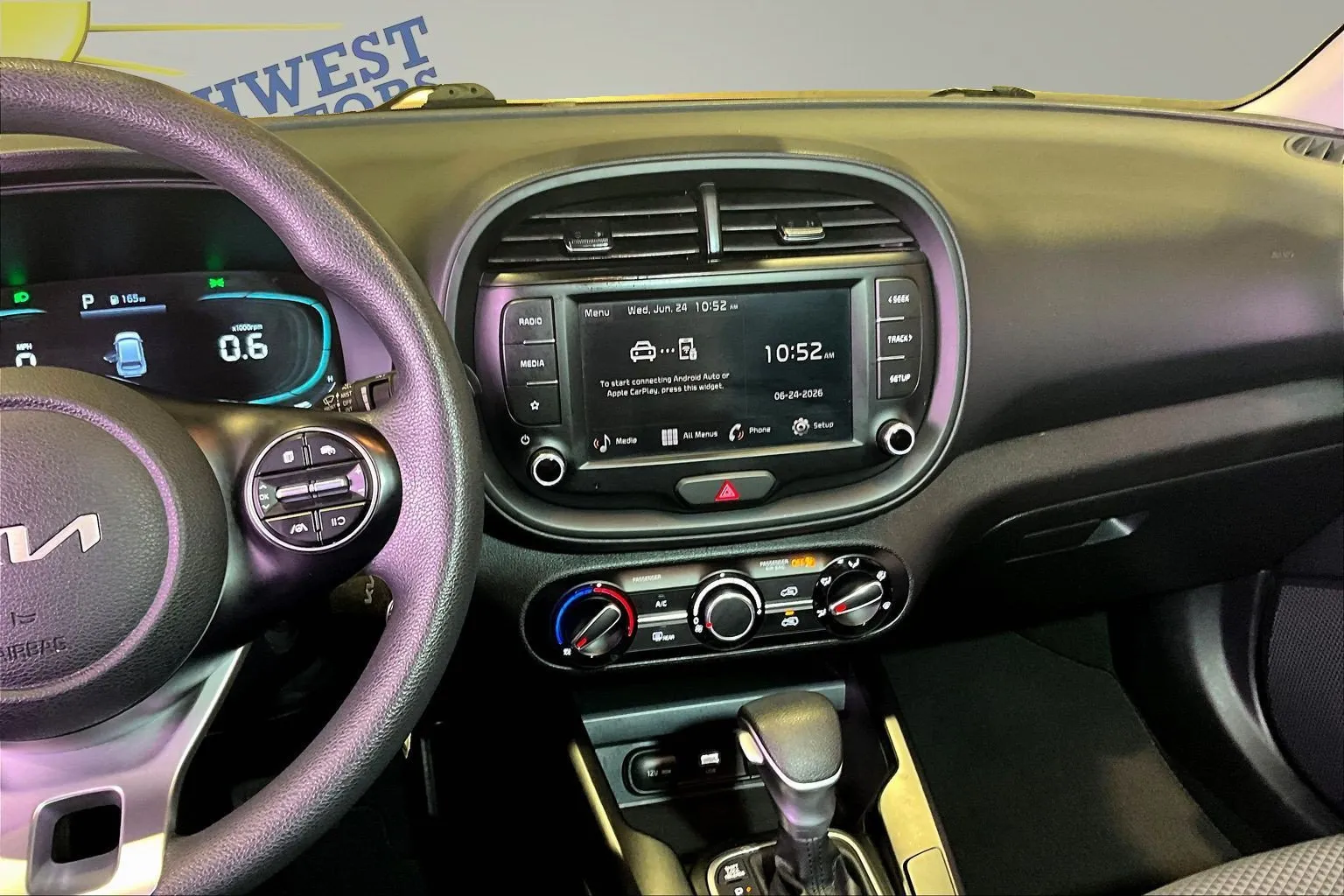 2025 Kia Soul LX - Photo 10
