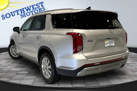 More photos of 2025 Hyundai Palisade SEL at Southwest Motors, CO