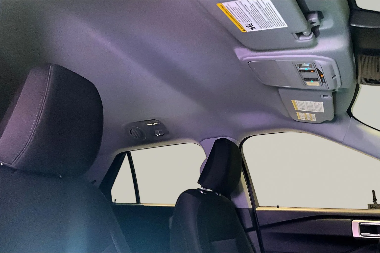 Ford Explorer photo 28