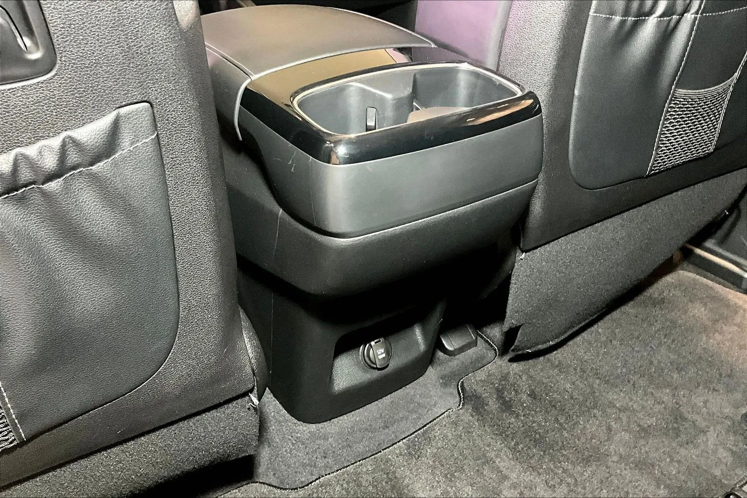 Kia Telluride photo 11