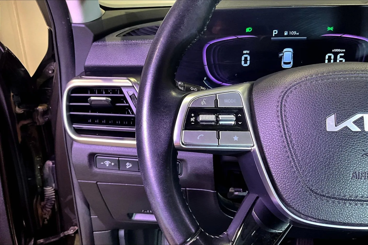 Kia Telluride photo 12