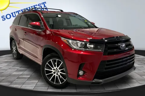 Another view of 2017 Toyota Highlander SE for sale in Pueblo, CO at Southwest Motors