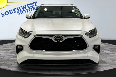 Photos of 2023 Toyota Highlander Limited for sale in Pueblo, CO at Southwest Motors