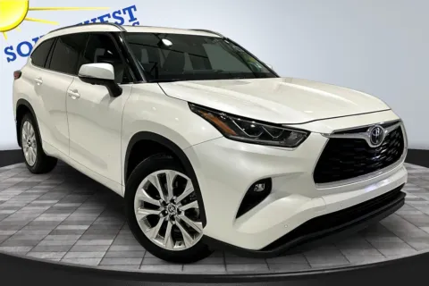 Another view of 2023 Toyota Highlander Limited for sale in Pueblo, CO at Southwest Motors