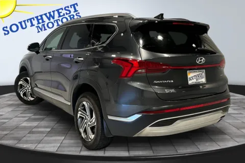 More photos of 2022 Hyundai Santa Fe SEL at Southwest Motors, CO