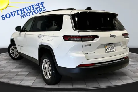 More photos of 2022 Jeep Grand Cherokee L Limited at Southwest Motors, CO