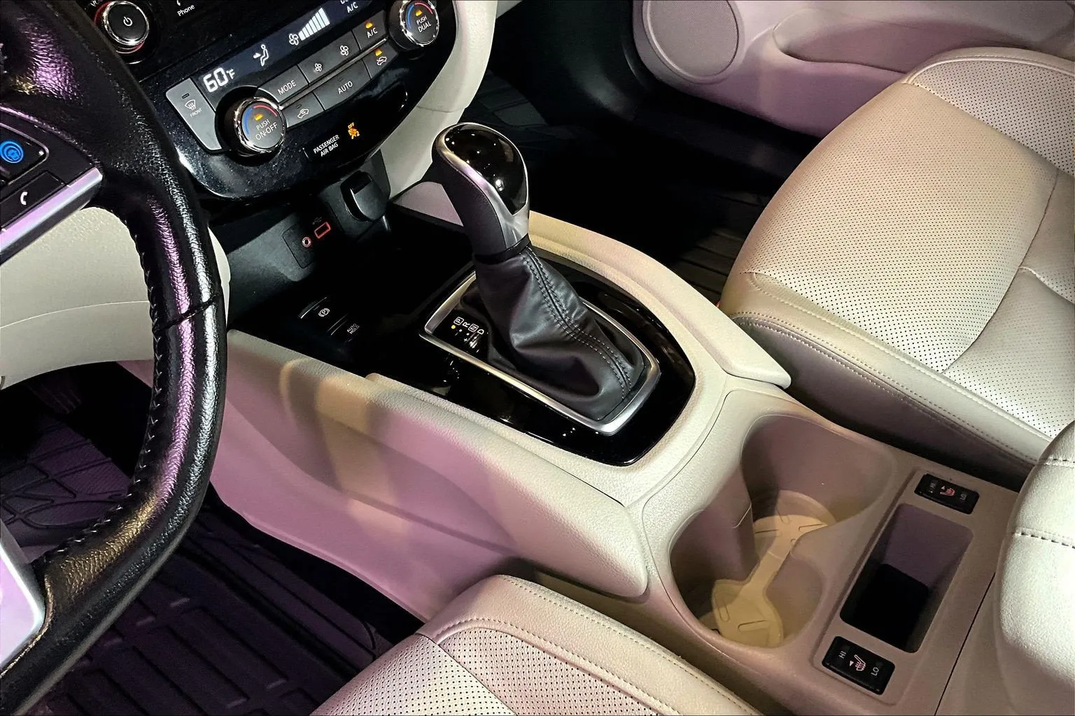 Nissan Rogue Sport photo 19