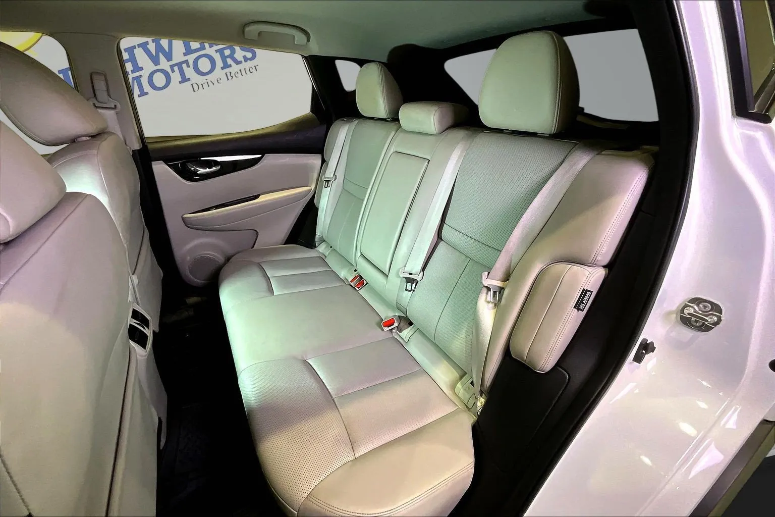 Nissan Rogue Sport photo 23