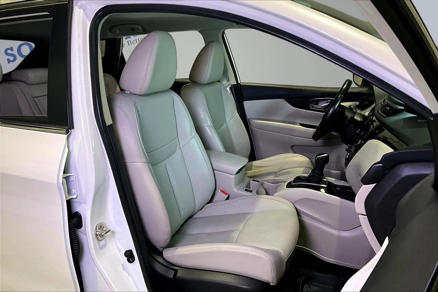Nissan Rogue Sport photo 30